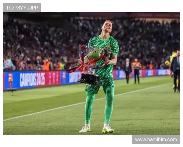 什琴斯尼母亲透露儿子原计划退役却因无法拒绝巴萨邀请选择继续踢球